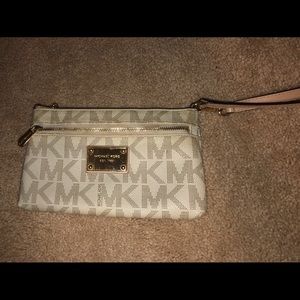 Michael Kors wristlet